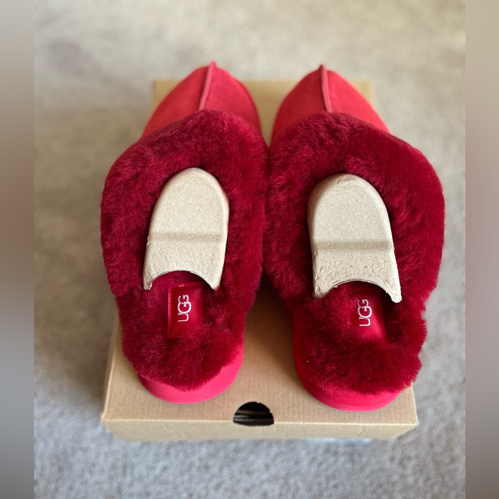 New Red Fluffy Ugg Slide Ons Size 11